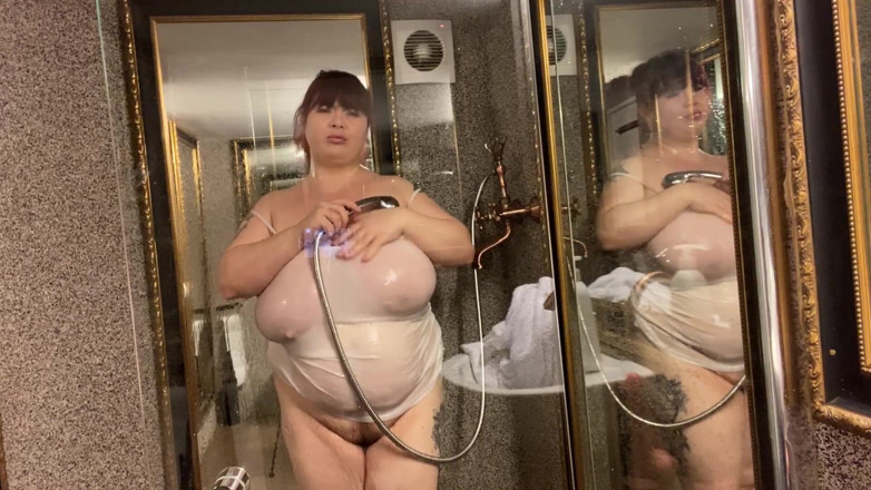 Roxanne Miller: Wet Tank Top and Pee