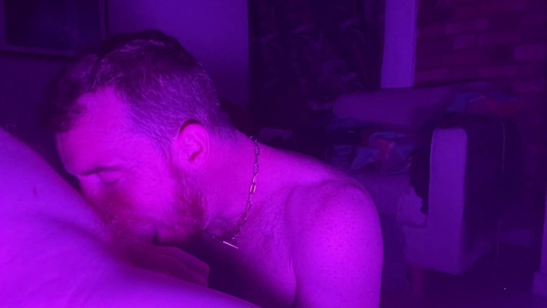 8IncherGinger: Gola in basso usata da un arrapante dom dagli otto...