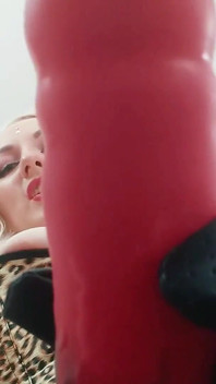 Dominazione femminile pov: anale per la mia troia