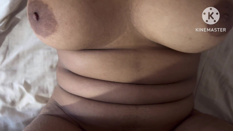 Indianbhabhi141: Hintli kadın seks yapıyor
