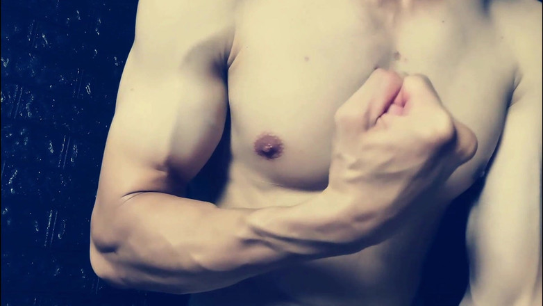 SEXY_GUYBEST: 항상 단단하고 강력할 수 있도록 섹시한 아름다운 자지의 에너지를 훈련합니다.