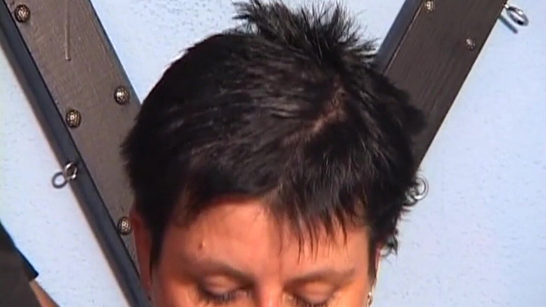 THAGSON RETRO: Madura morena MILF toma masivo consolador antes de drenar polla