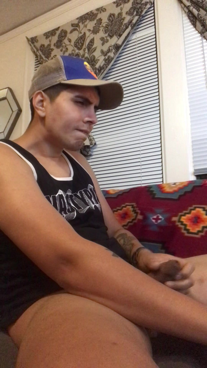Andy snickerz: Solo Sexy Gay Twink v Black Tank Cumshot