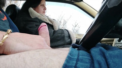 Young_strawberry: Hitchiker menina paga pelo passeio com sua boca e buceta