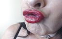 TLC 1992: 濃厚な赤いアヒルの唇