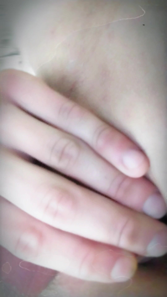 Sonechka25: Süße selfie-cumshot in rosa sissy-anal-loch