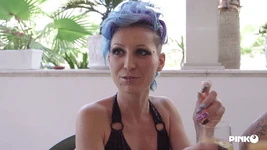 La première double pénétration de La Miky