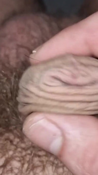 Small dick cumming! Need to watch....