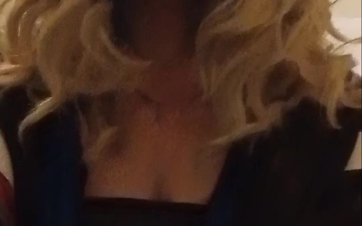 Sexyyvonne101: Feeling myself