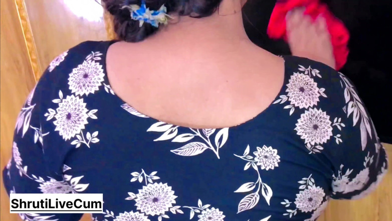 ShrutiLiveCum: Shruti a devenit foarte fericit după ce a făcut sex...