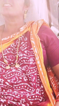 Sexe dans une voiture desi. Ma belle-mère essaye de baiser son beau-fils pendant un long trajet Mots cochons telugu.