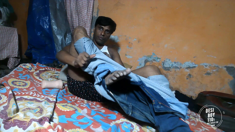 Desiboy110Ankit: Cum Show Desiboy porno indický chlapec honění s hračkou