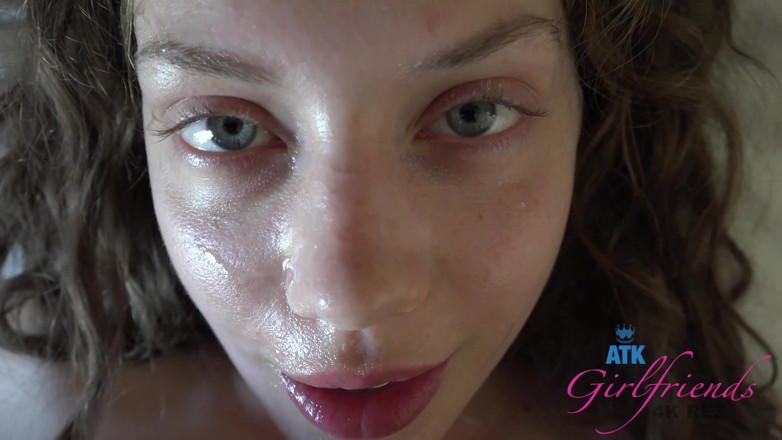 ATK Fans (Girlfriends): Vacances virtuelles à Hawaï avec Elena Koshka 12/12