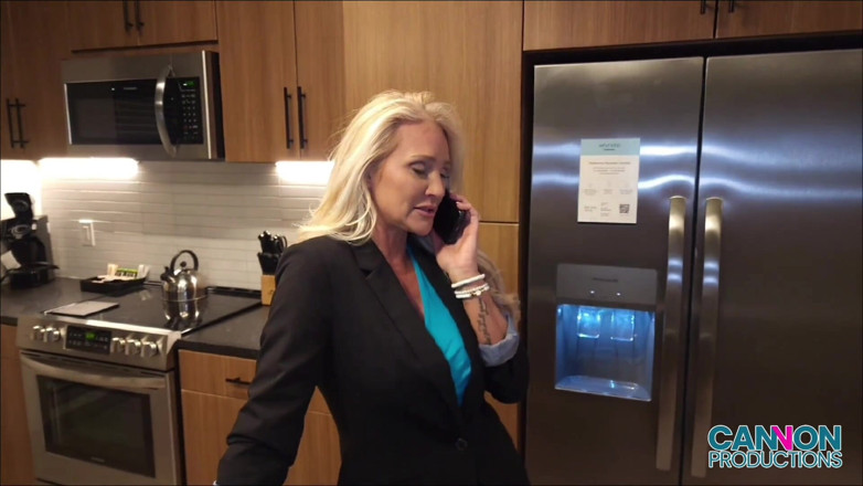 Cannon Productions: Sexy Hot MILF Realtor Alexis Malone Seduces Client with Wet...