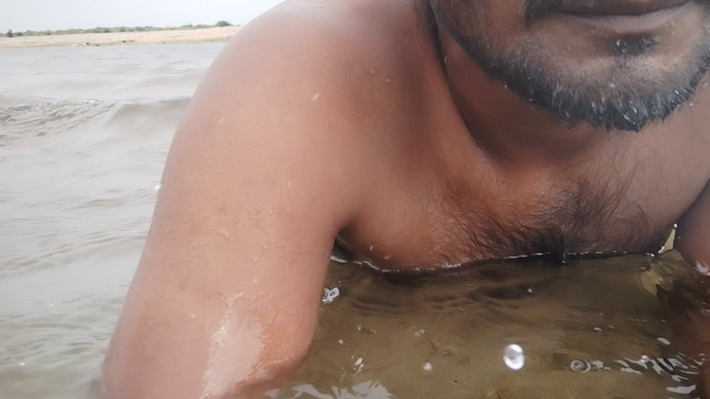 KUMBHA MANOJ KUMAR: Cewek desa xhard berenang nyepong di kelas