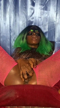 Playing Wit My Pussy 4 U Stepdaddy Cum Home Soon
