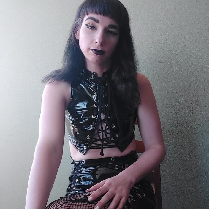 Lady Stardust: Welcome to your nightmare