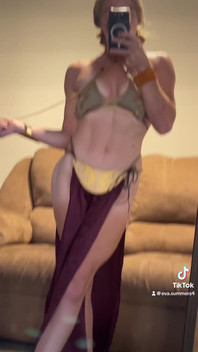 Shame on Me;) Eva Summers 2025 Tiktok Slave Princess Leia Cosplay