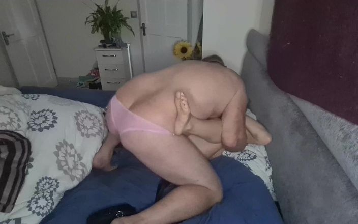 Anal Fetish Couple: Đụ mạnh tại nhà, máy bay bà già thực sự...