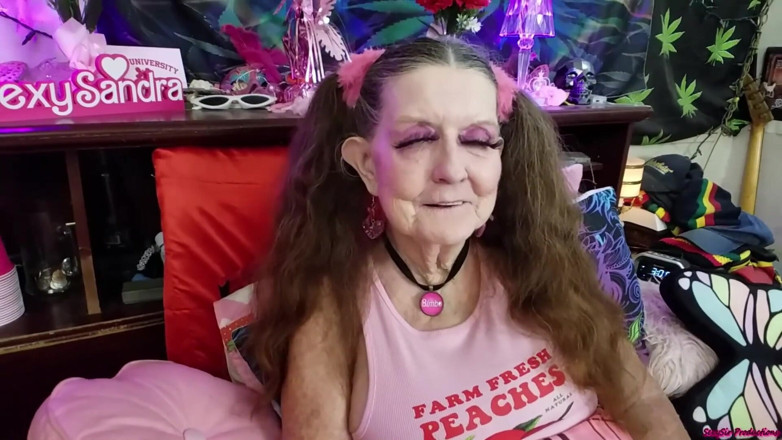 Sexy Sandra N Sir Christopher: Todo natural bimbo la abuela A la mierda