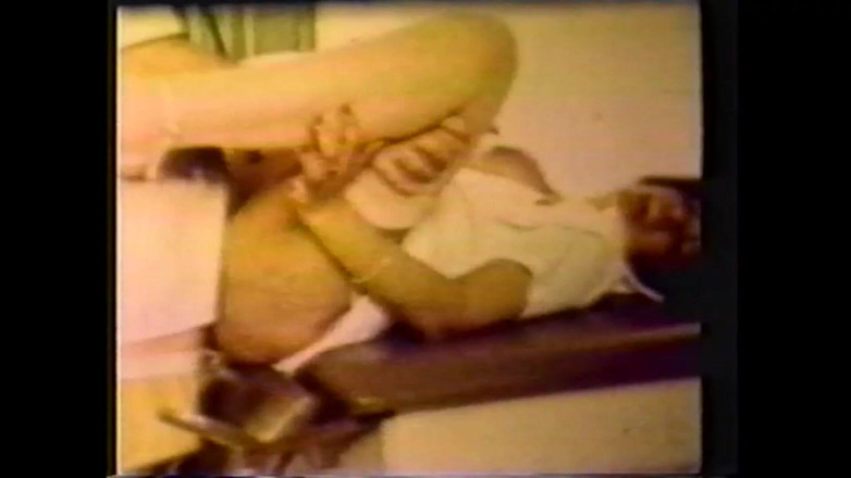 Vintage Usa: Ein Haar Aus Der Pussy Ist Fehl Am Platz