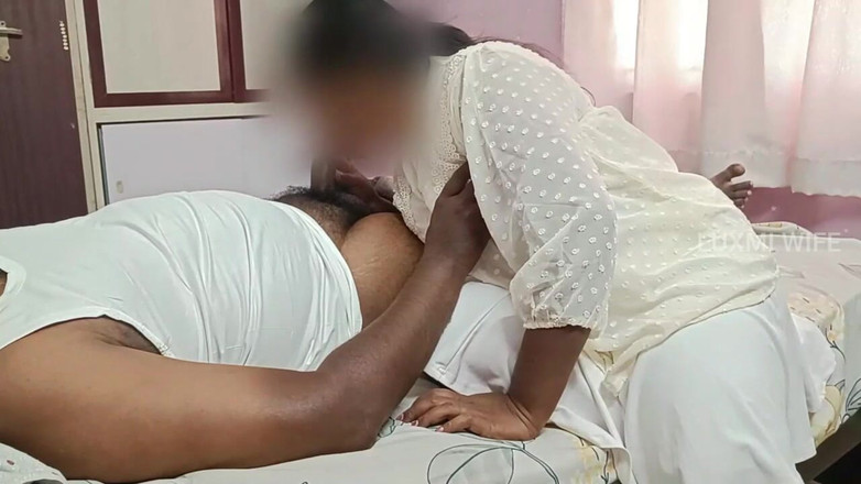 Luxmi Wife: 의붓남매에게 펠라하는 마누라 -2