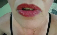 1067 fumando tetas y besos de Dawnskye1962