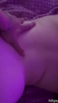 쓰리섬에서 따먹히는 매력적인 마누라!