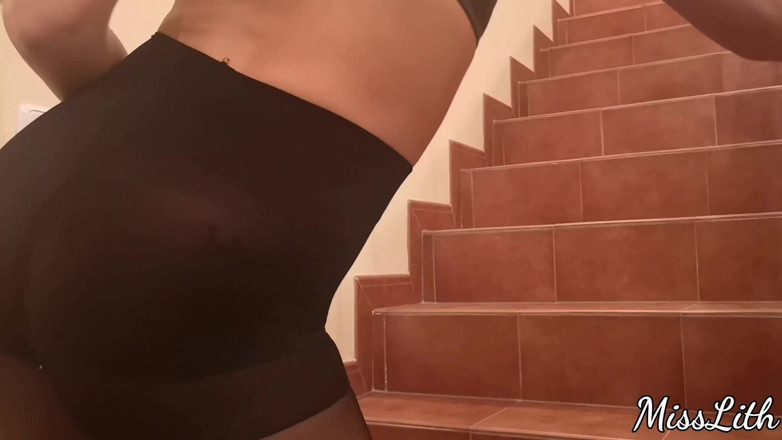 Miss Lith Domina: Workout Day 4 - Nylon
