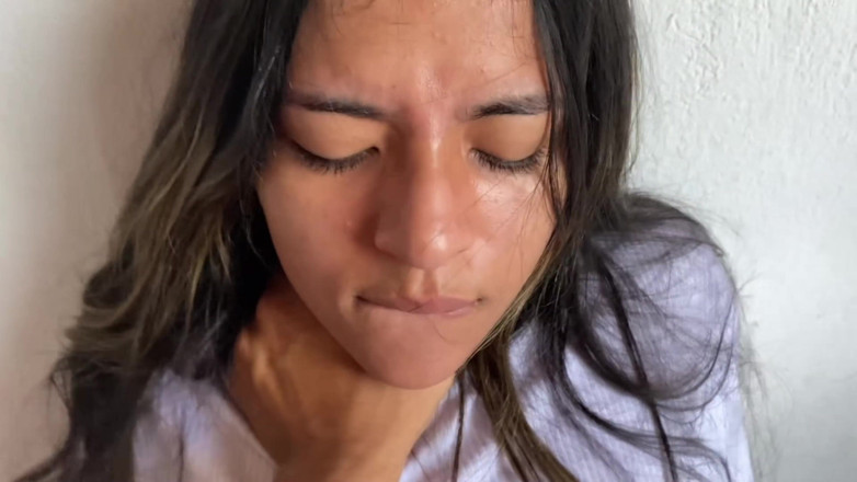 Solo_incognita: セクシーなラテン系アメリカ人が私に素晴らしいフェラチオをくれる
