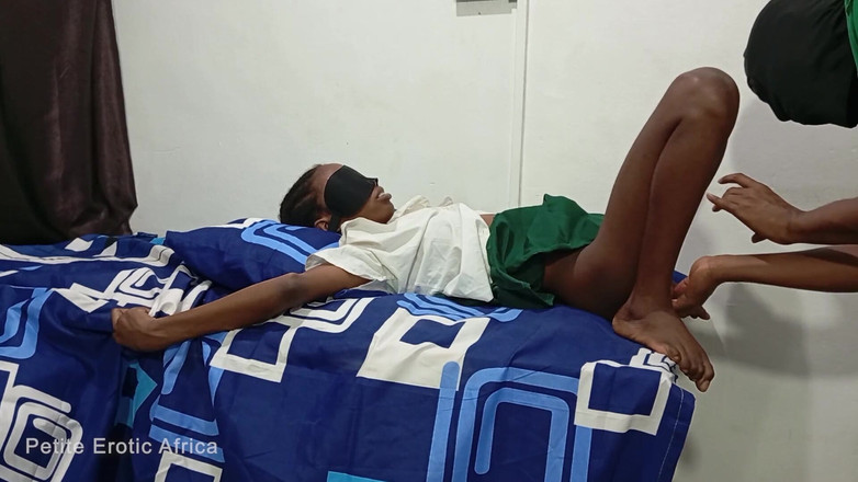 Petite Erotic Africa: Anal Fingering and Fucking Skinny African Teen Lovet