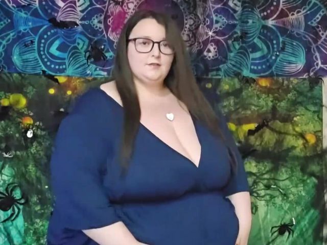 I Dress to Impress My Dear (SSBBW Lady Brads)