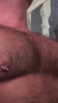 BEARFILMS - Peluda Marc Angelo fode para grande urso Cooper Hill