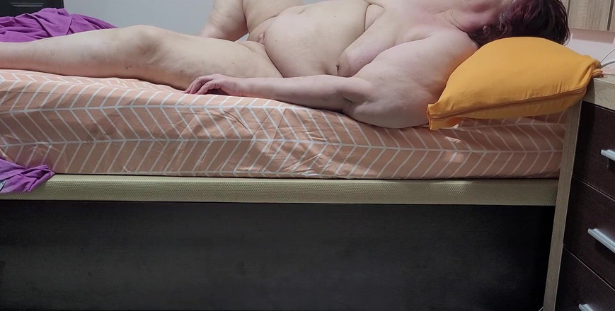 CoolMarina: Coolmarina的第一次肛交与鸡巴