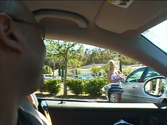 Euro Nymphomaniacs: Schmutziges blondes küken wird von BBC von hinten gefickt