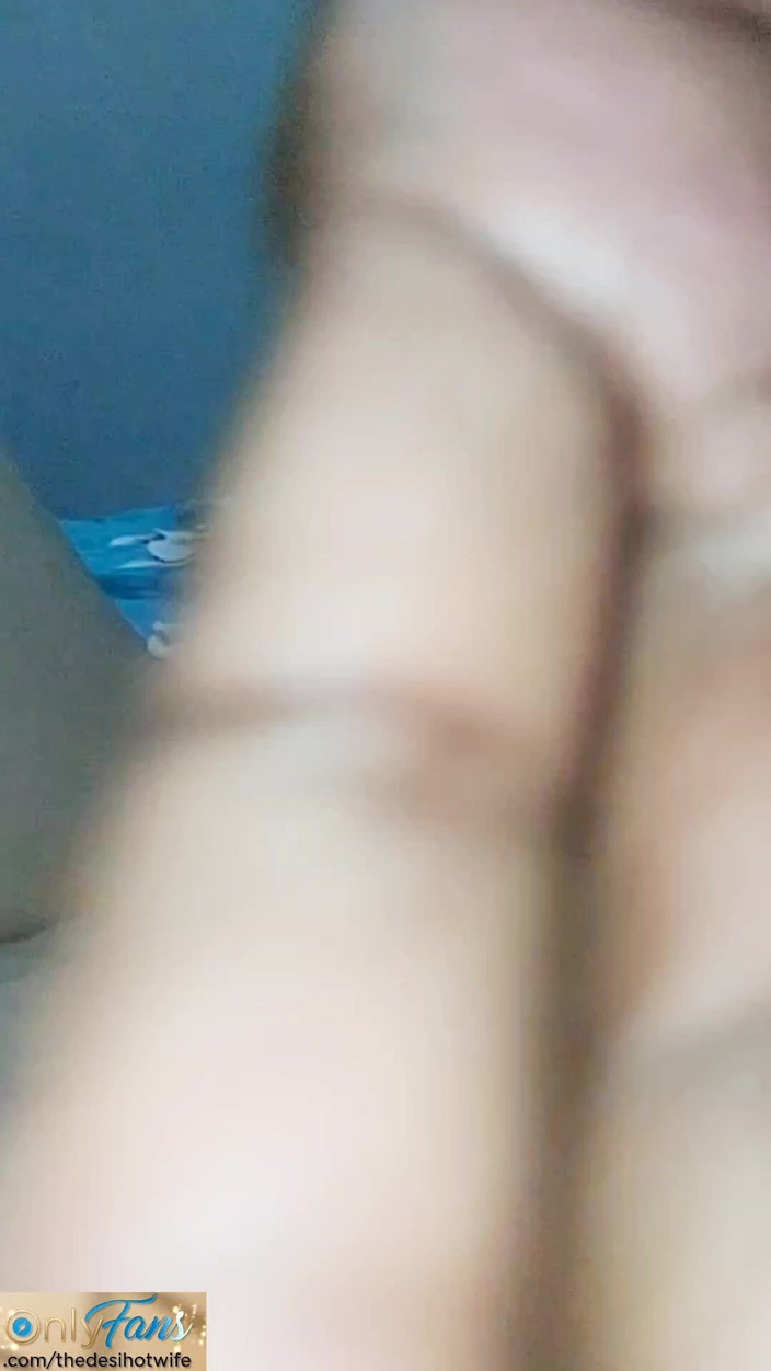 TheaDesiHotwife: Suamiku yang doyan selingkuh sama pacar kontol panjangku untuk ngentot...