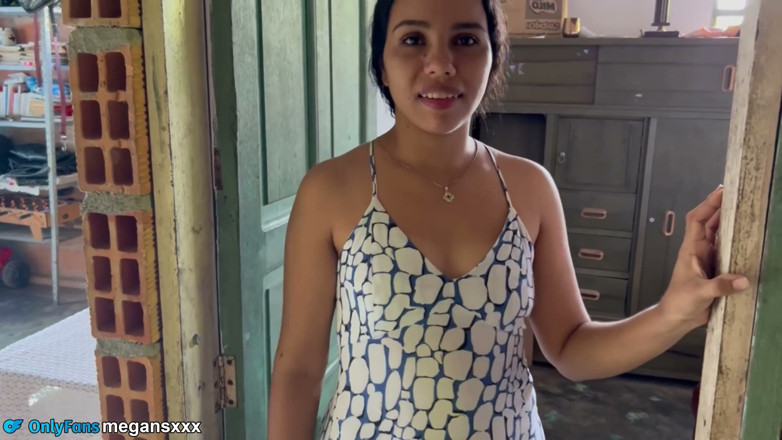 MeGanSxx: Either You Pay Me or I'll Take You, You Decide