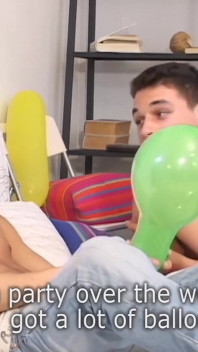 Kevin e colin - quando il college finisce, inizia una lezione diversa.