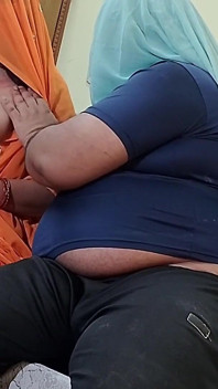 Indische seks xxx van Devar, Bhabhi neuken in een hut