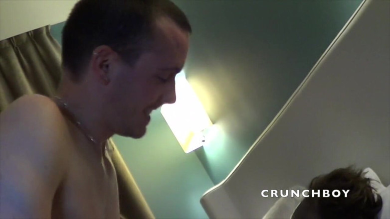 BAREBACK AND CREAMPIE CLUB: Zachari fucked bareback by Tiago