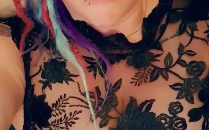 Livie Blainn: Can't Wait to Taste Me off Someone