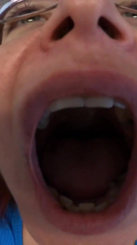 Giantess Finds You in the Office - Custom