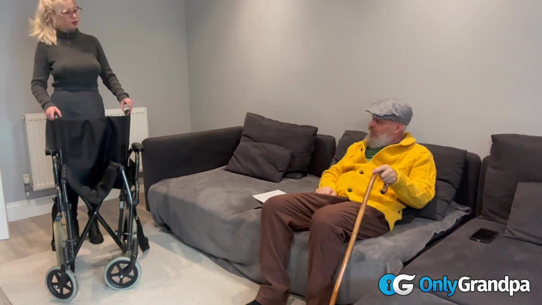OnlyGrandpa: Претензия оценитель