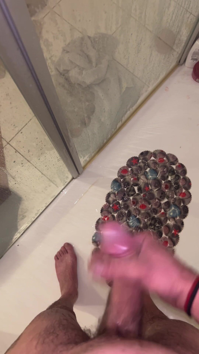 Touching Myself in the Shower (Dragon studio)