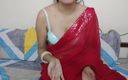 Saara Bhabhi: Ролевая игра с секс-историей хинди - мачеха увидел киску своей падчерицы в первый раз, а затем трахнул ее и держал ее