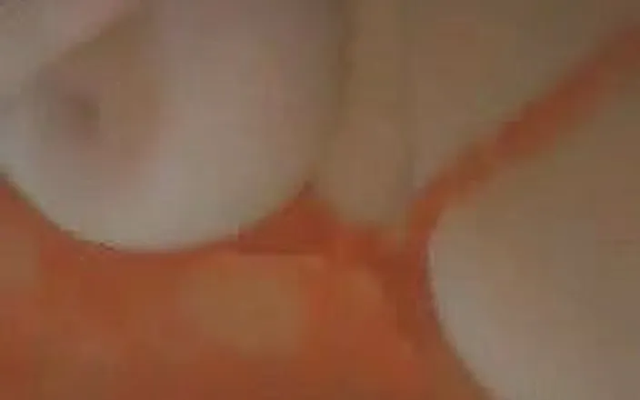 BBW-Cleopatra: Playing with my boobs closeup