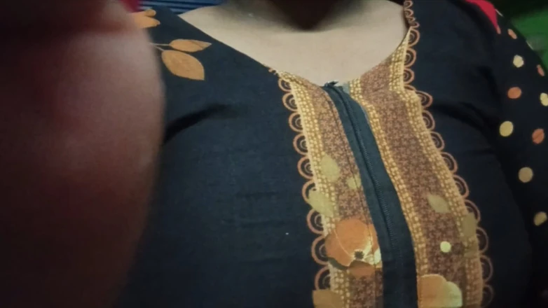 Skakoi: Une journée avec une fille desi