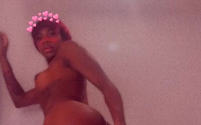 AJ180: Aj180: Ho bisogno di farmi scopare, ma, questo dildo aiuta