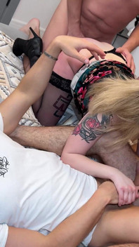 Gordas milf extremo gangbanged em pé dp