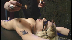Absolute BDSM films - The original: Dominující hra s voskem a robertkem